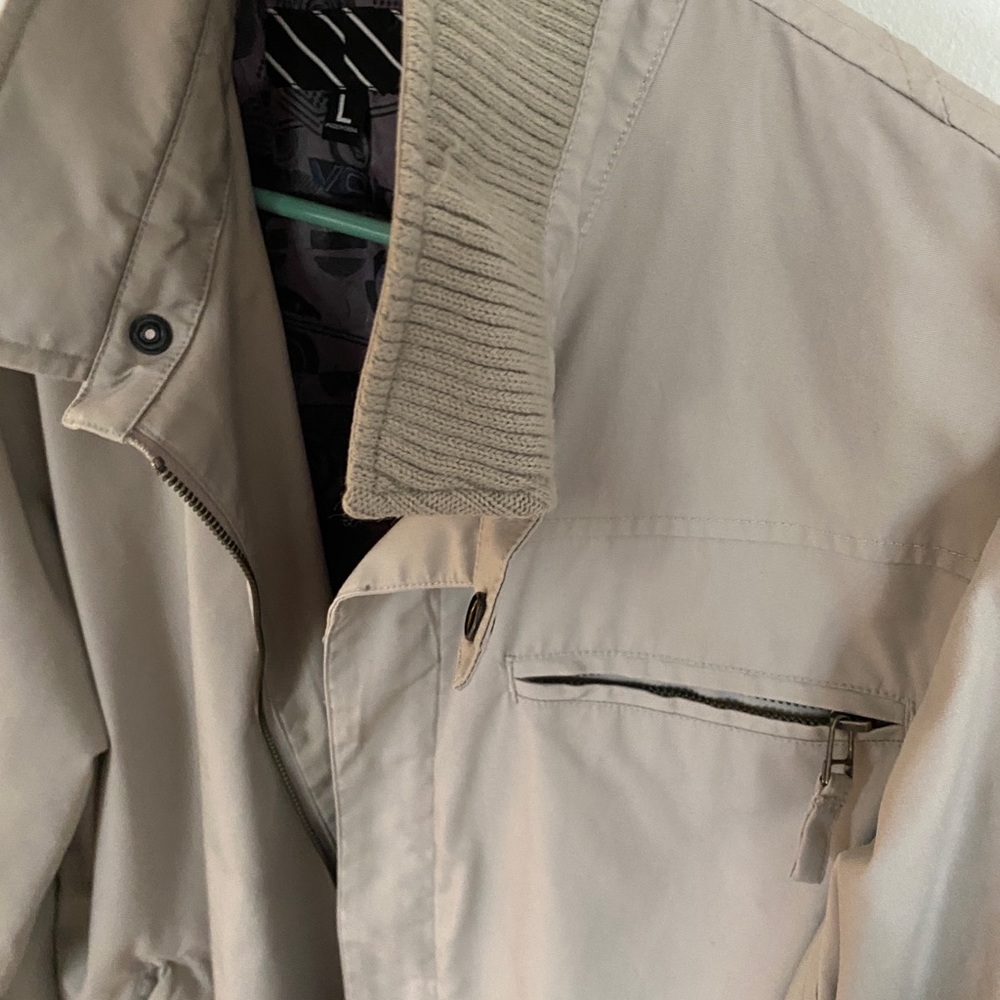 Men’s Large Volcom Jacket - Picture 6 of 8